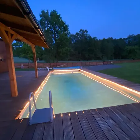 Σπίτι διακοπών Drewniana Ostoja, Jacuzzi, Sauna, Basen - Na Wylacznosc